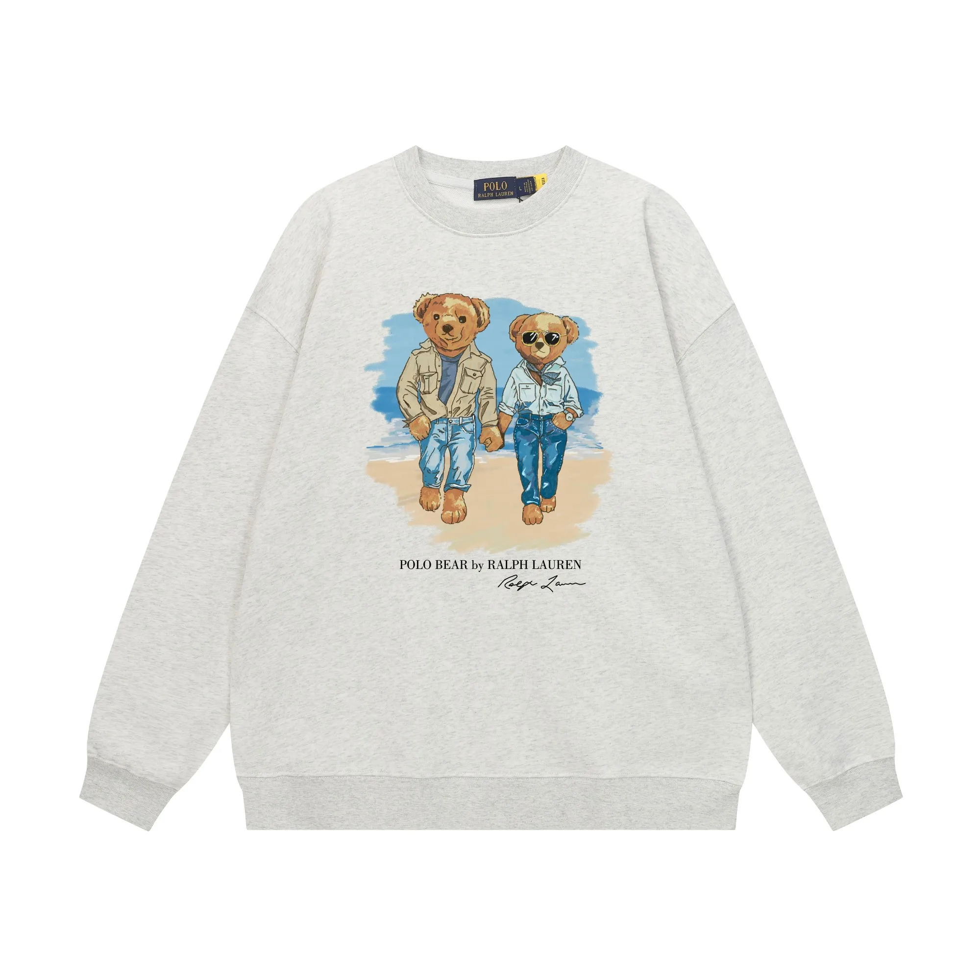 P200 Long-term stock] RalphLauren/Ralph Lauren 2025 autumn and winter new bear letter print 420g heavy large terry sweatshirt Ralph Lauren's age-reducing item, the coat fabric is made of 85% cotton ➕15% polyester, which not only retains the softness, comfort and breathability of cotton, but also adds the wear resistance and wrinkle resistance of polyester fiber, making the clothes more durable and easy to care for. Even in slightly cooler weather, you won't feel stuffy when wearing it. This kind of fabric has a natural crisp feel and is not easy to pill or deform. The bear on the chest is printed with English letters. It is full of color, full of three-dimensionality, and lifelike, adding a bit of liveliness and interest to the whole sweatshirt. There is no pressure to dress, regardless of age or gender. Complete accessories! Color: black, white, navy blue, light floral gray Size: M-L-XL-XXL